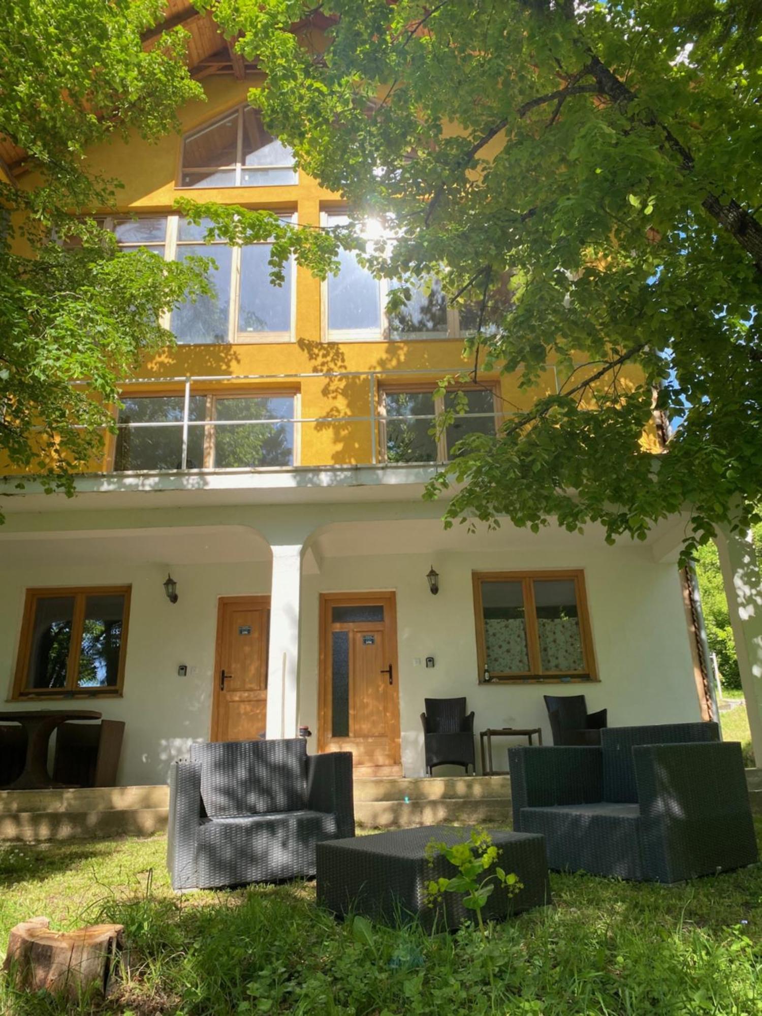 Atlantis Home Kulen Vakuf Εξωτερικό φωτογραφία
